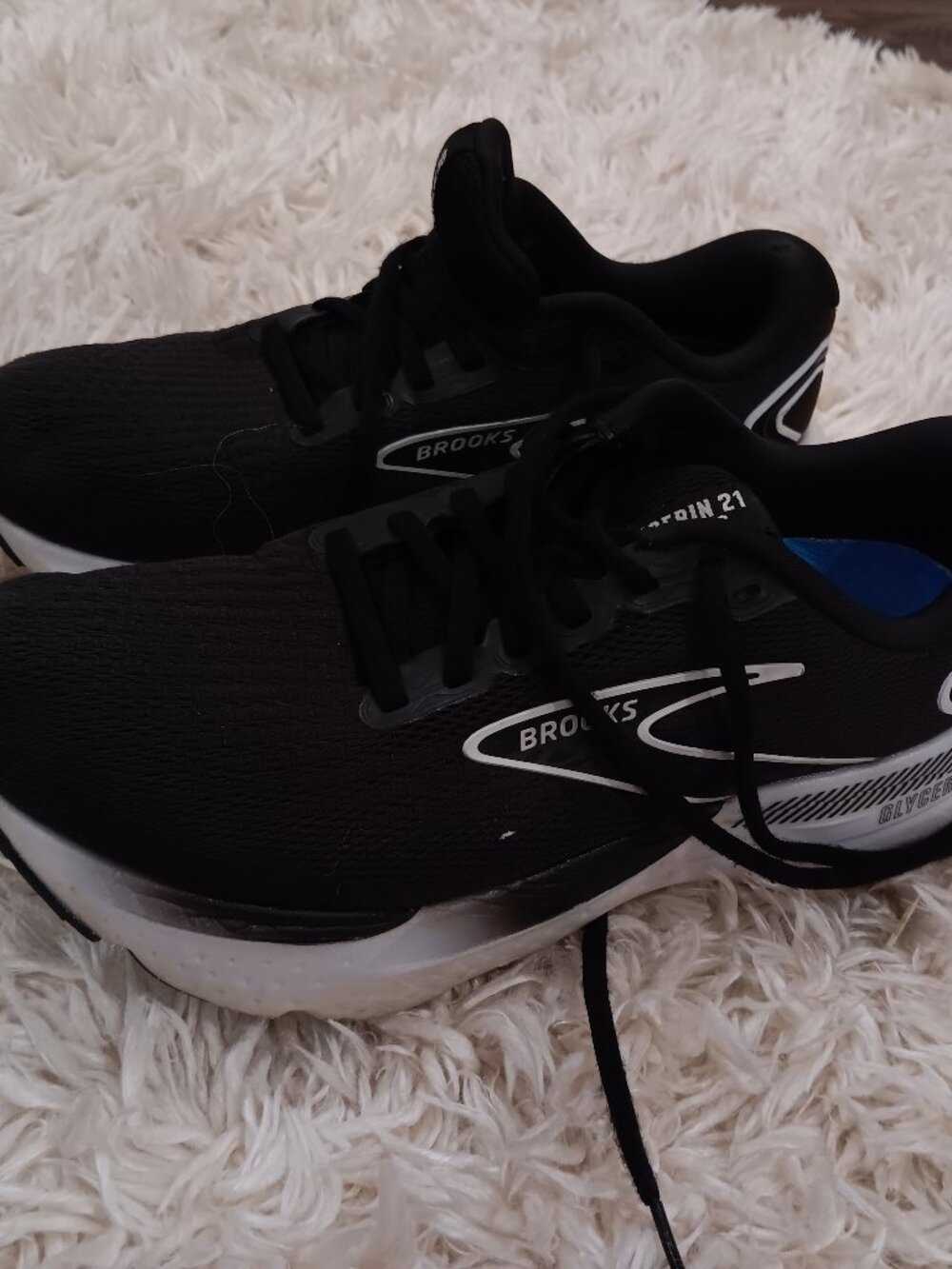 Brooks Glycerin GTS sneakers womans size 9